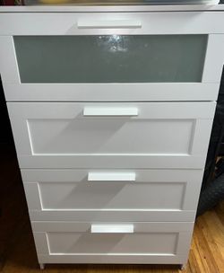 BRIMNES 4- drawer chest, white ( Excellent Condition )