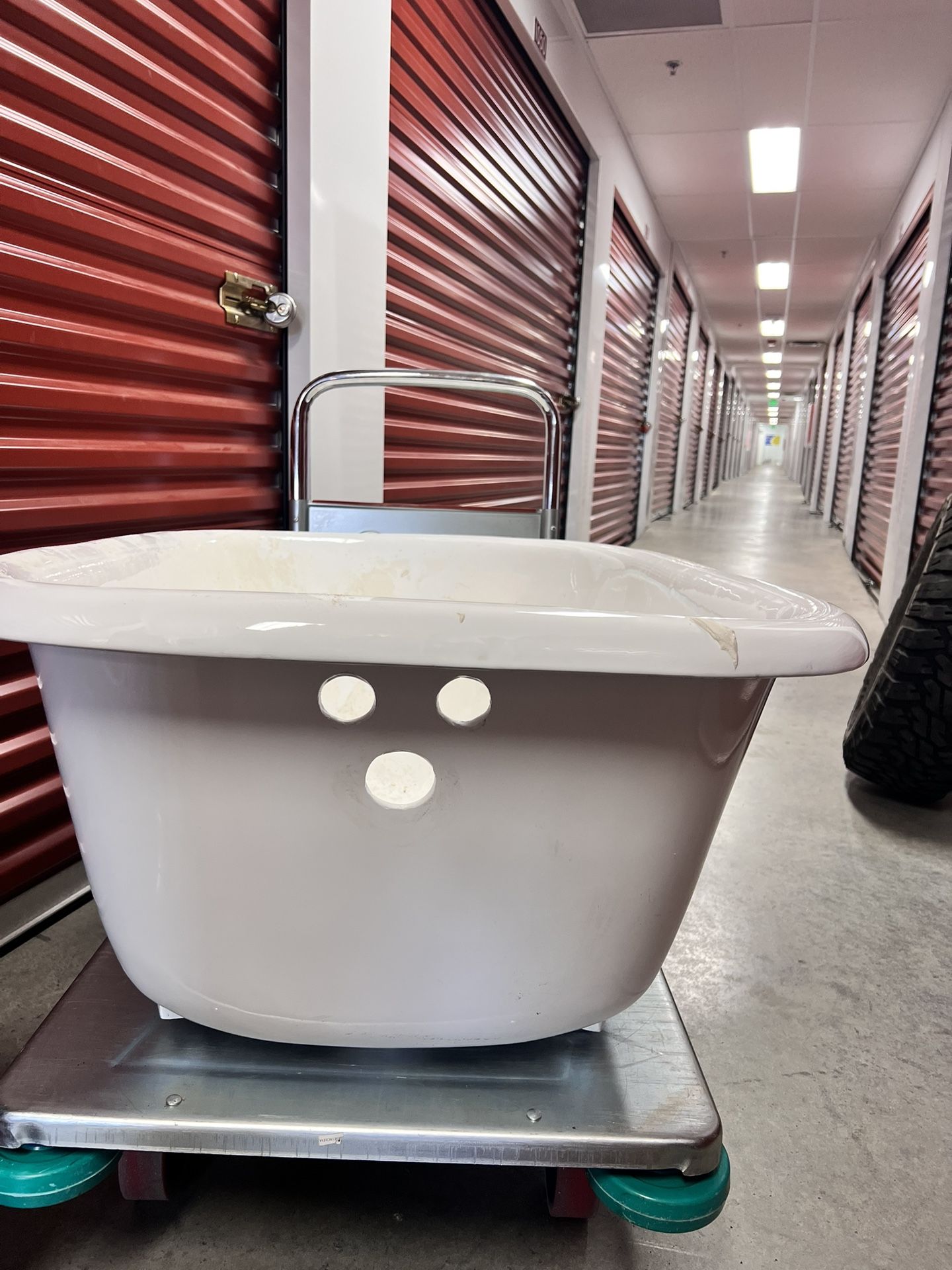 Antique Style Bath Tub