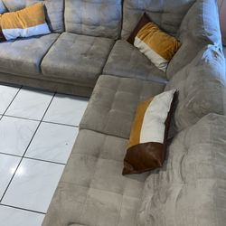 Large Sectional Tan/Beige