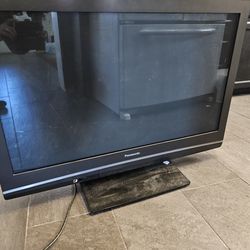 Panasonic 42" TV FREE