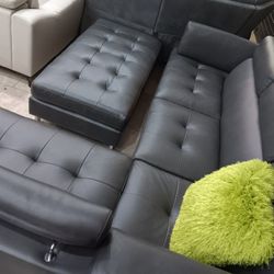 *Summer Sale Event*---Ibiza Stunning Gray Leather Sectional Sofa W/Ottoman---Delivery And Financing Available👌