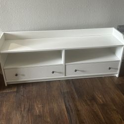 TV Stand w/drawers 