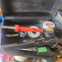 Solder Iron Weller40w, 3 Solders. Light. Med, Heavy, Sandpaper, Flux, Real Nice Condition,  E MESA 