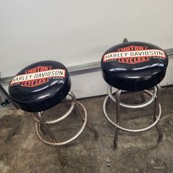*** MATCHING SET OF HARLEY DAVIDSON BAR STOOLS ***