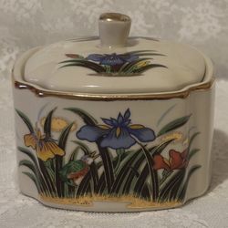 Vintage Ceramic Jewelry Trinket Box TOYO Japan