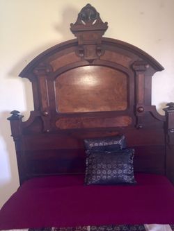 Antique bedroom set