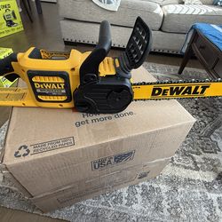 DeWalt FLEXVOLT 60V MAX 16in. Brushless Cordless Battery Powered Chainsaw (Tool Only)
