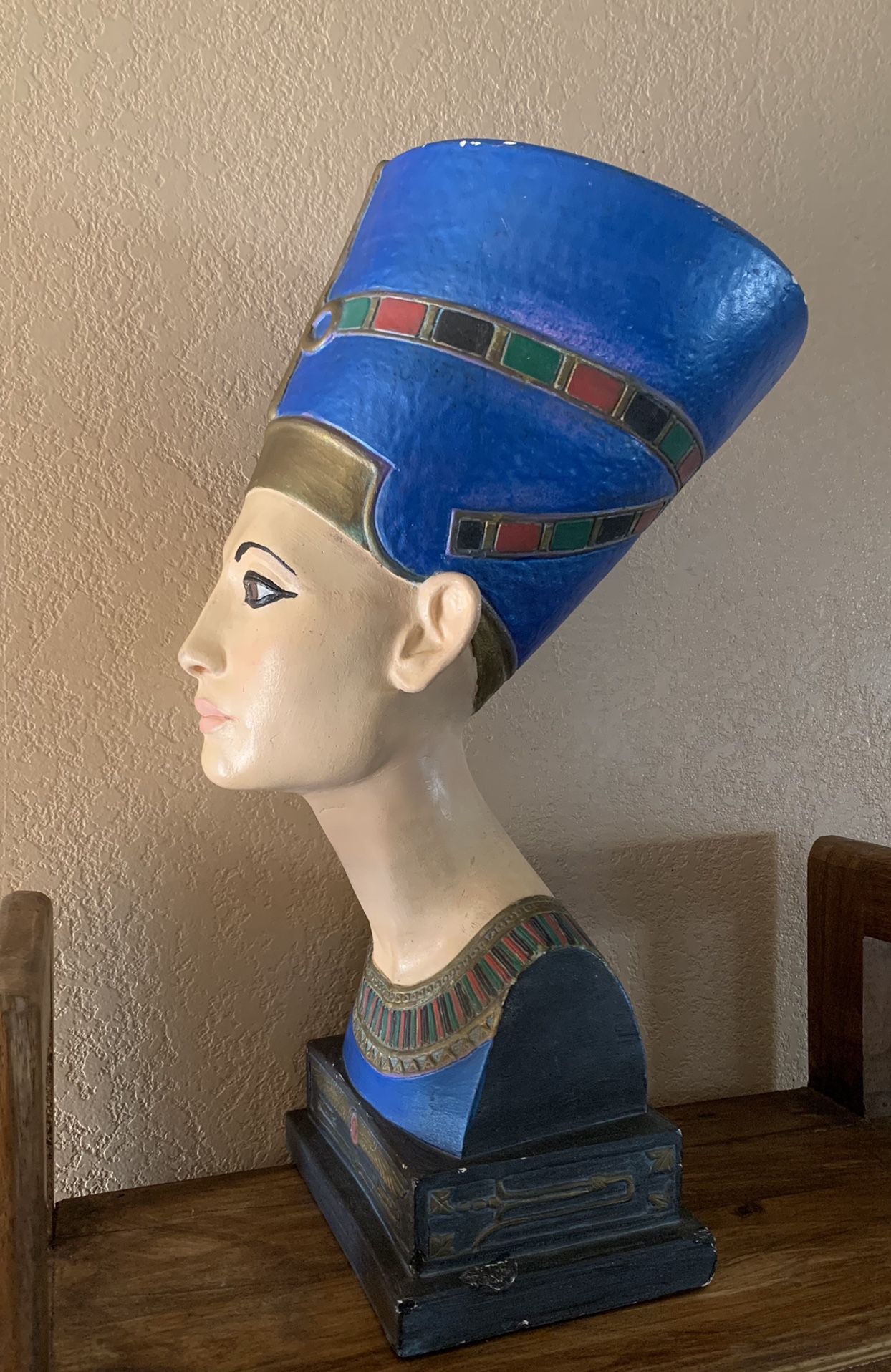 20” Egyptian Queen Nefertiti Head and Bust Resin Statue Figurine