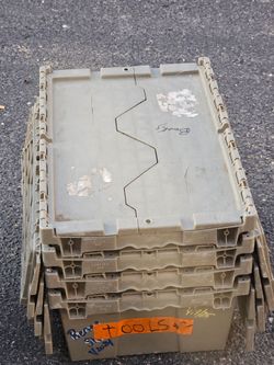 Flip top storage bins