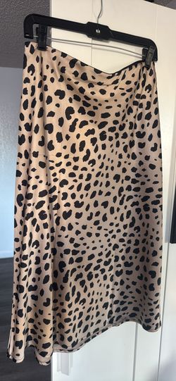 Leopard Print Mid Calf Length Skirt Size Medium