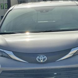 Toyota Sienna Hybrid