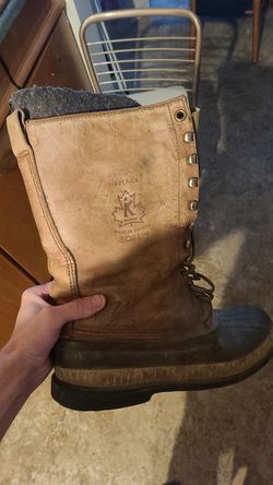 Sorel maverick size 12 boots