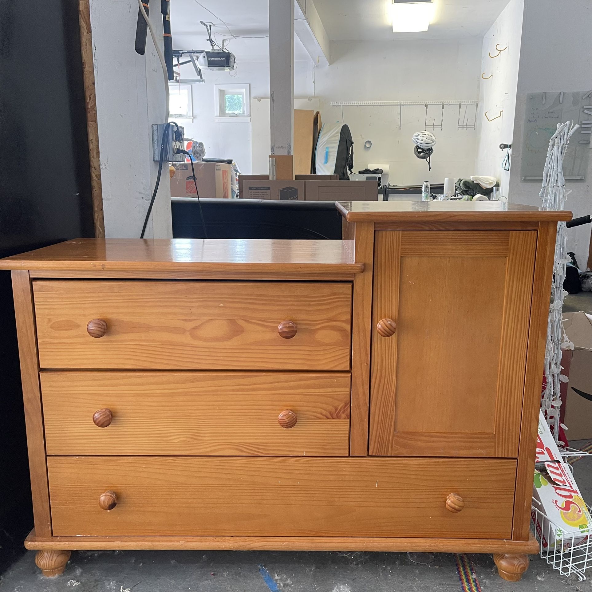 Oak Baby Changing Table & Dresser
