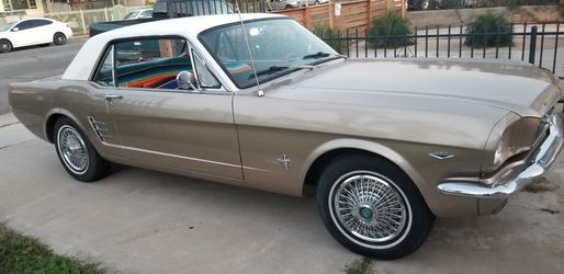 66 Ford Mustang 1966 Wire Hub Caps