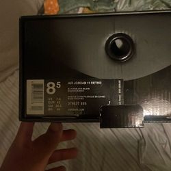 Jordan 11 Cap And Gown Size 8.5