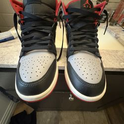 Jordan 1 Mid Bread Shadow “