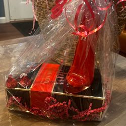 Fragrance Carolina Herrera Good Girl