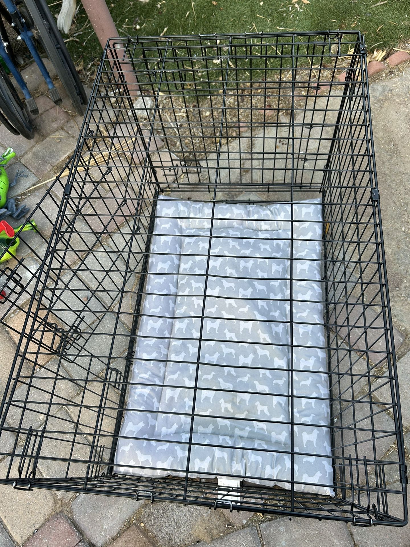 Dog Kennel Perfect Condition for Sale in Las Vegas, NV OfferUp