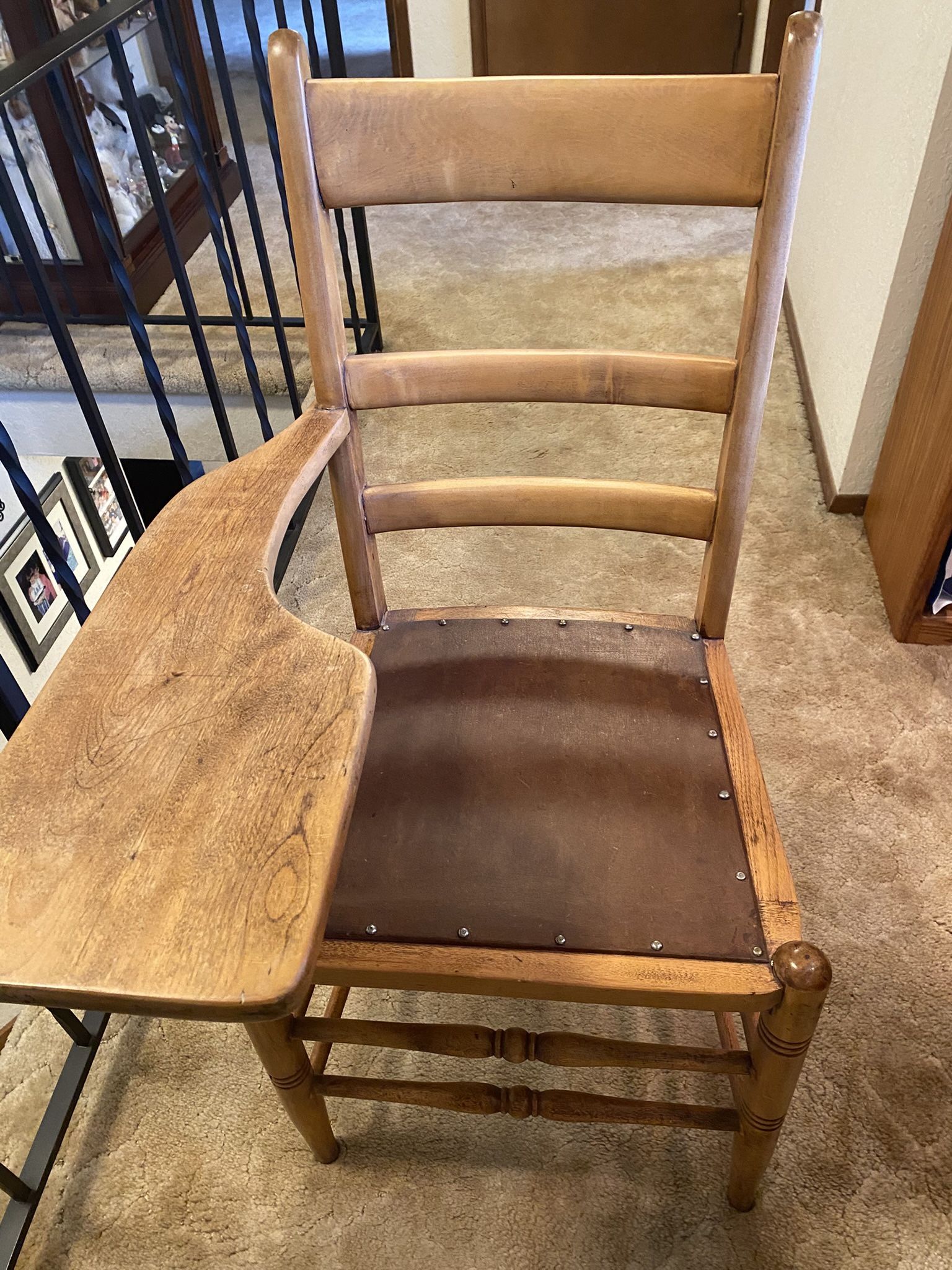Vintage Desk/Chair 