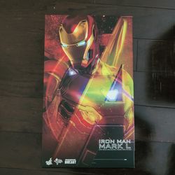 Hot Toys Iron Man MK50 Mark L FIRM