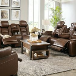 The Man-Den Power Reclining Set

