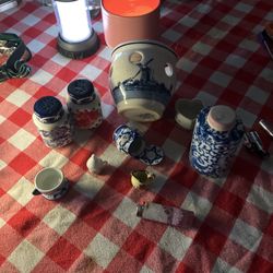 Vintage Porcelain Salt And Pepper Shaker Partial Mini Tea Setcrackled Porcelain Small Flower Pot Genuine Hand Painted