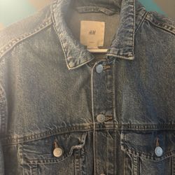 Men distressed Jean jacket 