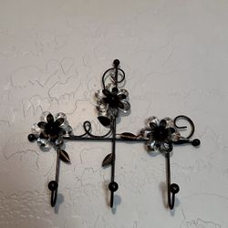 Metal Floral Wall Mount 3 Hooks Key/Dog Leash Rack