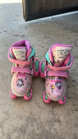 Hello Kitty Roller Skates
