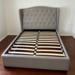 Tufted Queen Bed Frame with Wingback Headboard Gray - Like New - South Plainfield, NJ
