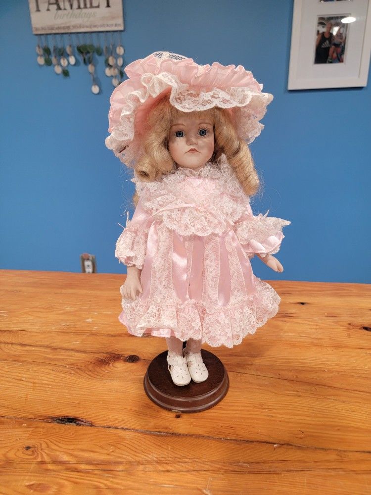 16" Blonde Porcelain Doll ~ Blue Eyes, Pink Dress With Hat, Stand Included