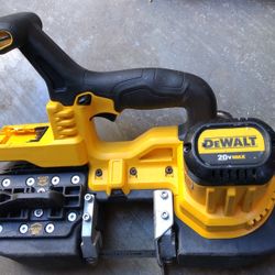 Dewalt Band Saw Model DCS371