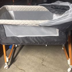 Bassinet Free