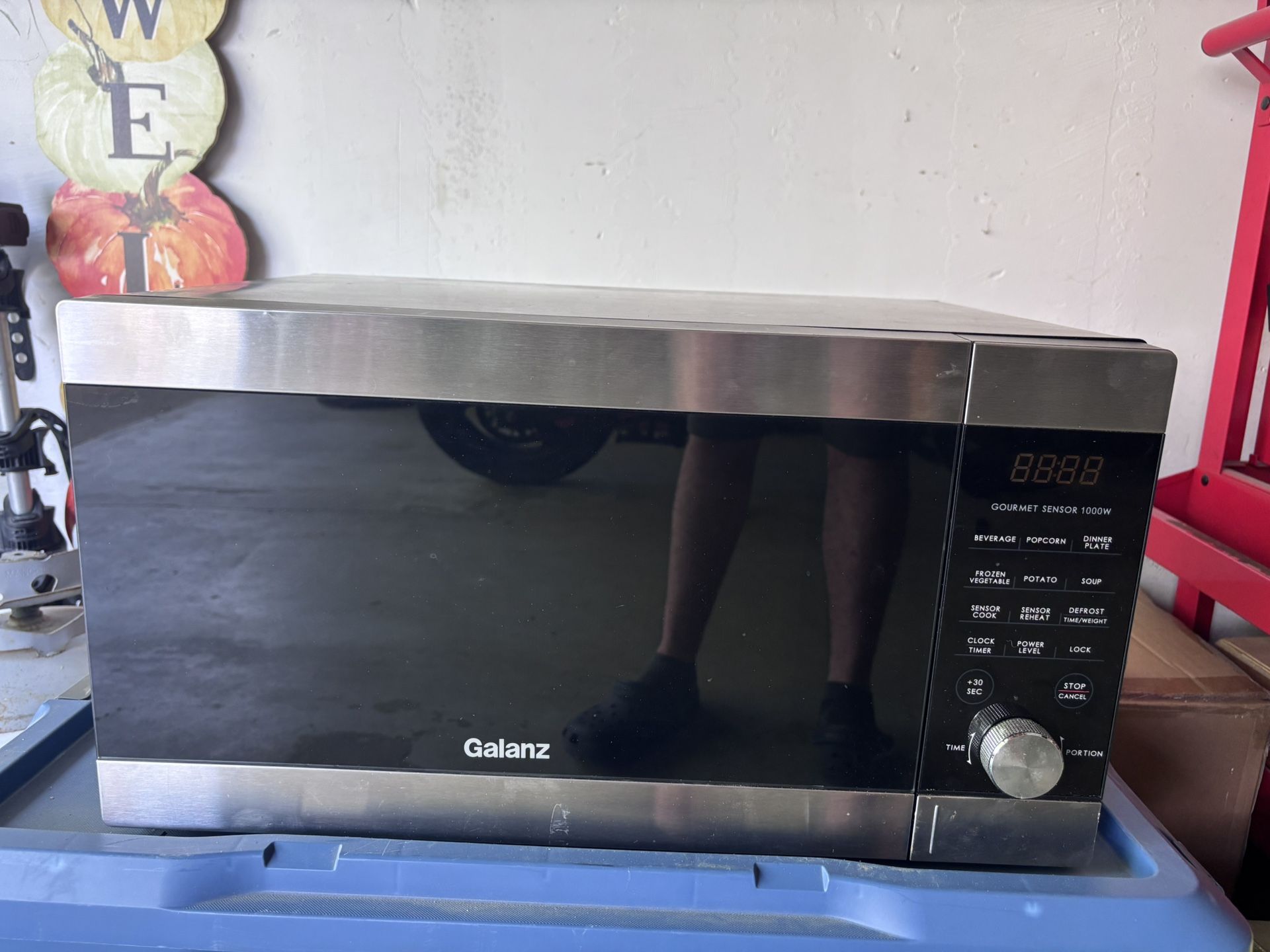Microwave