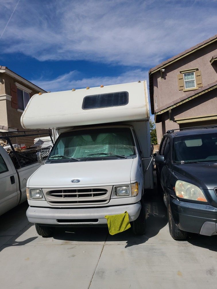 1999 Ford E350 MOTORHOME Pending Sale for Sale in Quartz Hill, CA - OfferUp