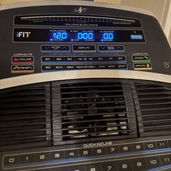 NordicTrack Flex Select Z 1300i Treadmill – Great Condition!