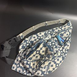 Kavu Rope Bag - Sling Style Backpack *Blue Blot* For Camping Hiking Commuting   **Pocket on front is slightly yellow as shown **  This KAVU Rope Sling