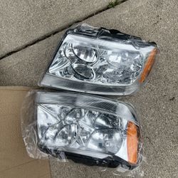 Eagle Eyes CS097-B001R Passenger Headlamp Assy Fits Jeep Grand Cherokee