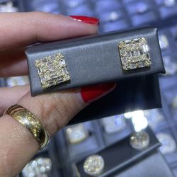 Diamond Baguette Yellow Gold Screw Back Earrings 1ct Square 