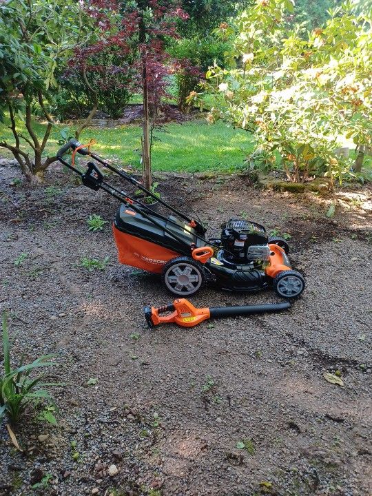 Lawnmower