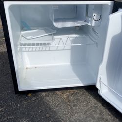 Mini Fridge Midea 