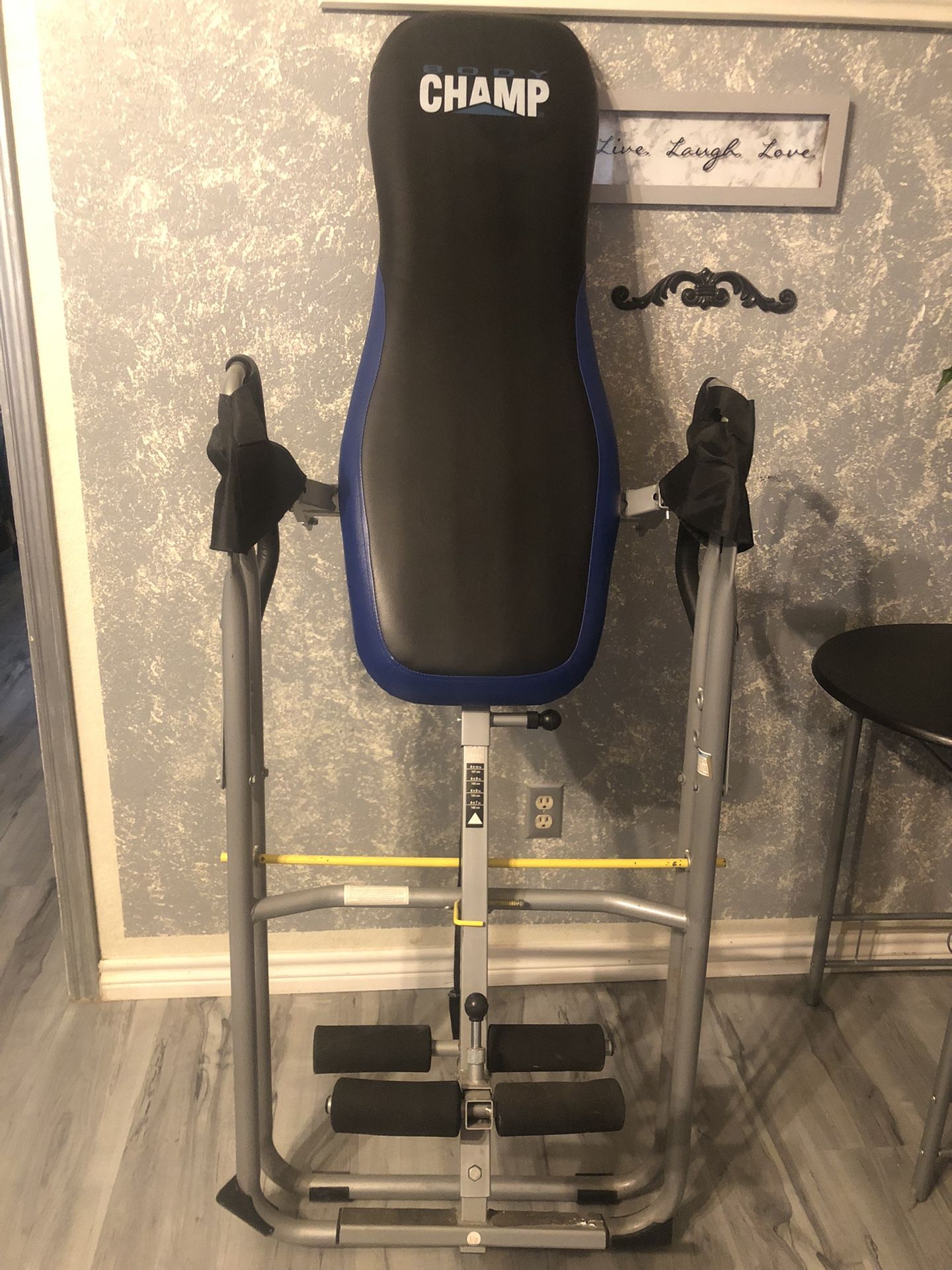 Champ Inversion Body Table
