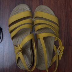 Crocs W  6