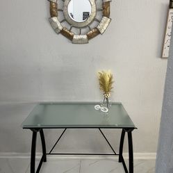 DECORATIVE GLASS TOP DESK $120