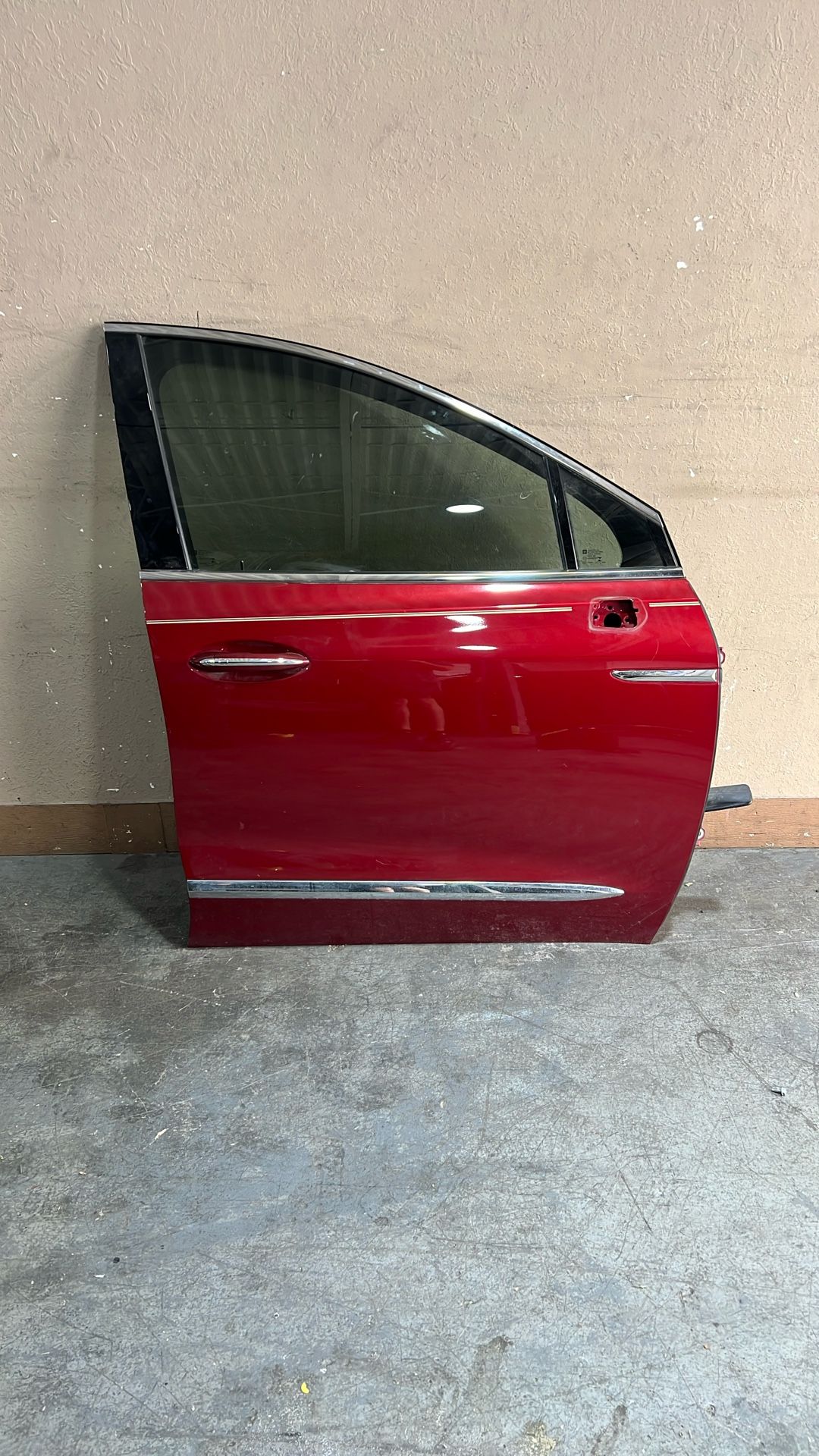 18-24 Buick Enclave Right Front Door 2018 2019 2020 2021 2022 2023 2024