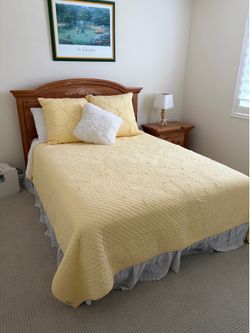 Bedroom set
