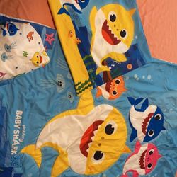 Baby Shark Crib Comforter 
