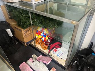 Retail show case cabinets