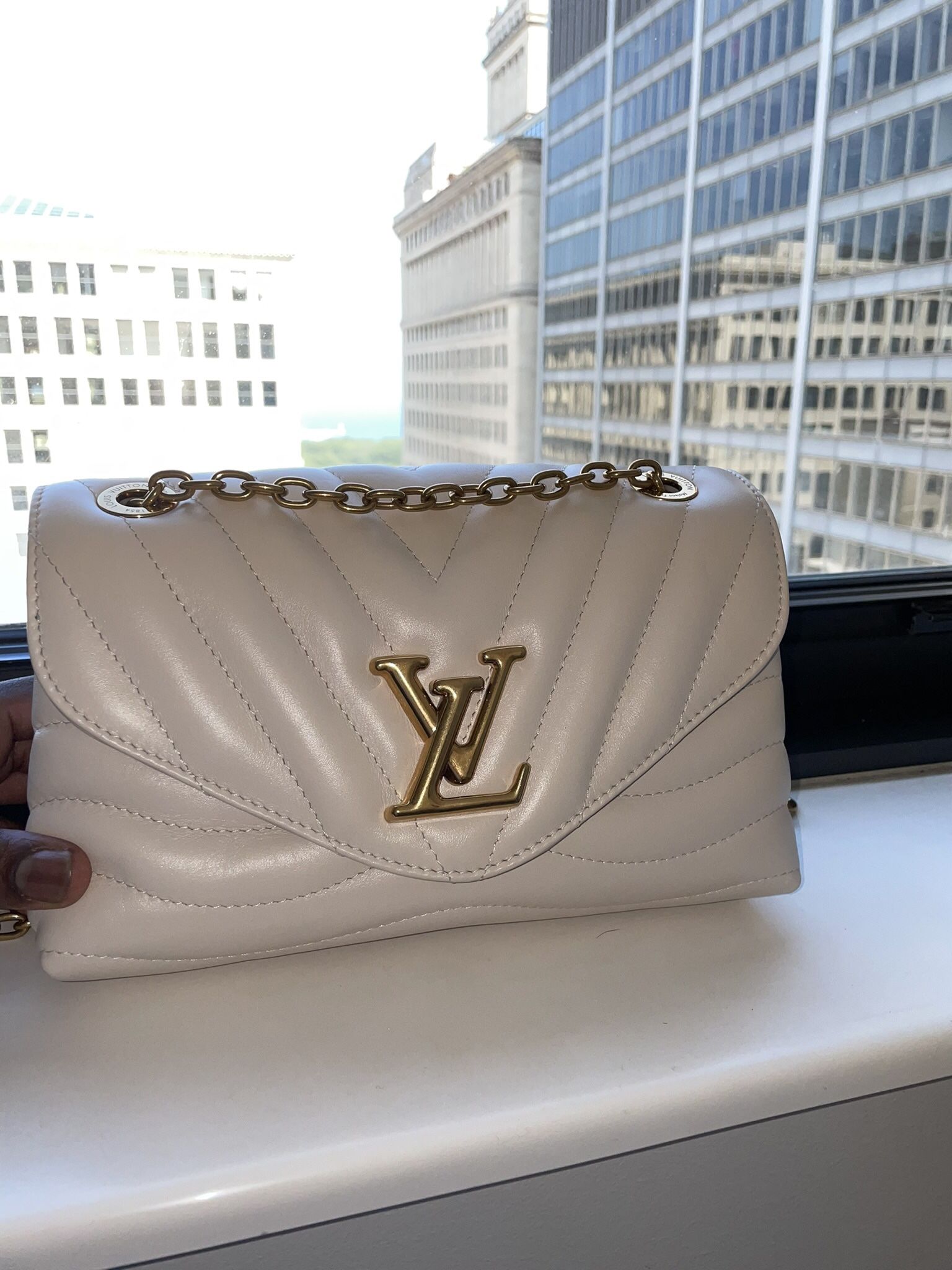 Louis Vuitton New Wave Chain PM Bags for Sale in Sterling, VA - OfferUp