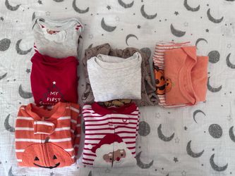 Baby clothes new born size